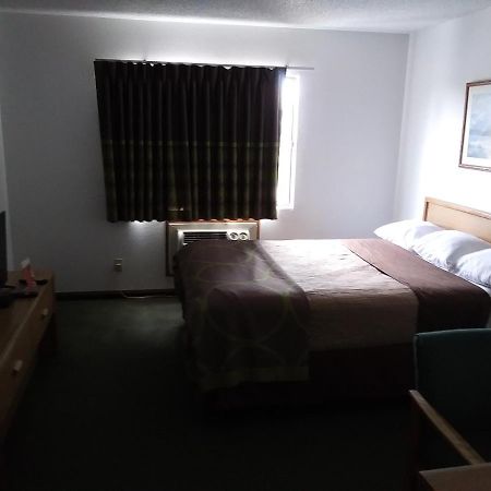 Amerihost Inn & Suites 킹덤시티 외부 사진