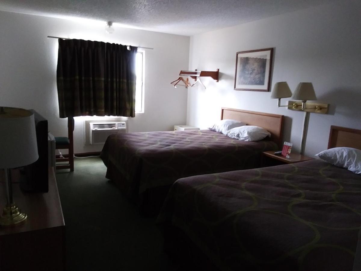 Amerihost Inn & Suites 킹덤시티 외부 사진