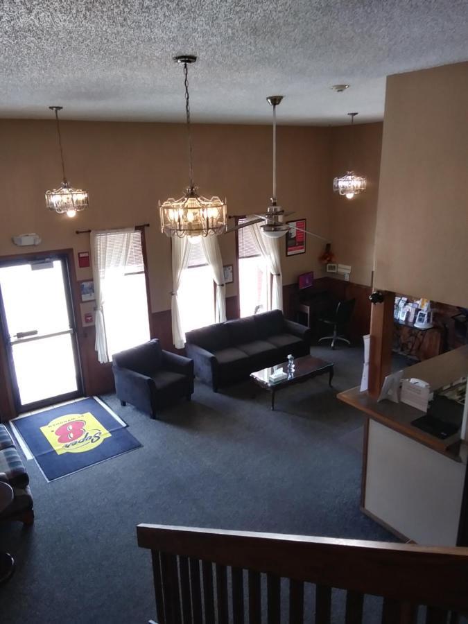 Amerihost Inn & Suites 킹덤시티 외부 사진