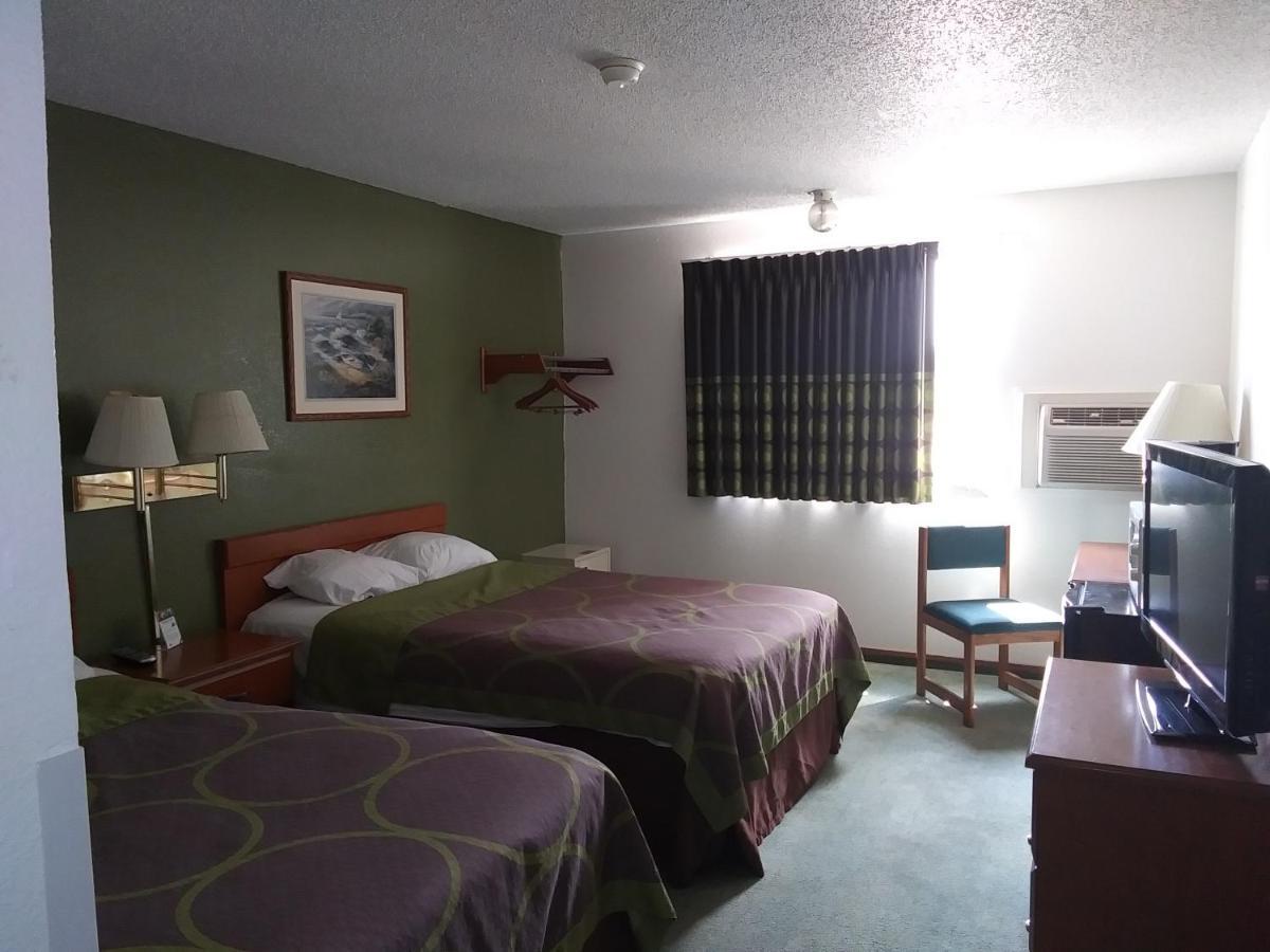 Amerihost Inn & Suites 킹덤시티 외부 사진